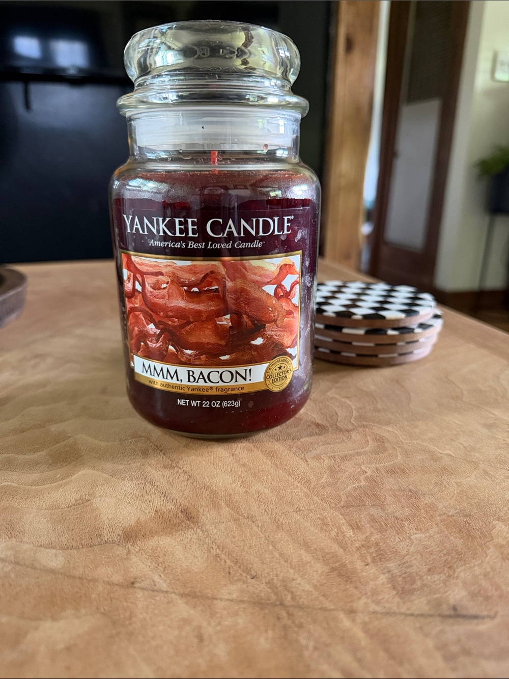 New Yankee Candle MMM, Bacon Large One Wick Jar 22oz